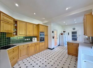 Photo 39- click for photo gallery